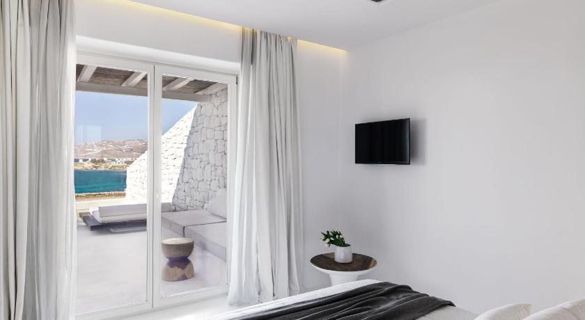 Mykonos Earth Suites