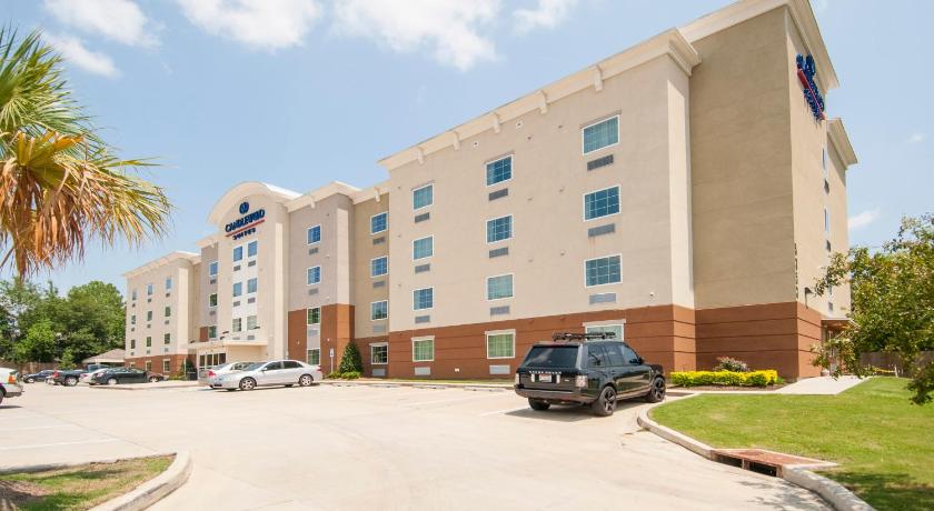 Candlewood Suites Baton Rouge - College Drive photo