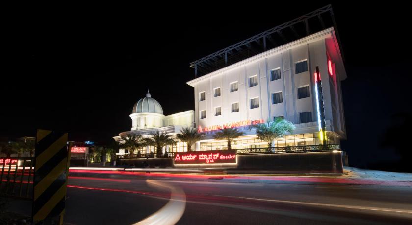 AARYA MANSION V One Hotel