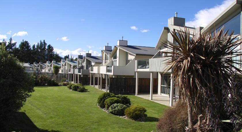 Distinction Wanaka Serviced Apartments photo