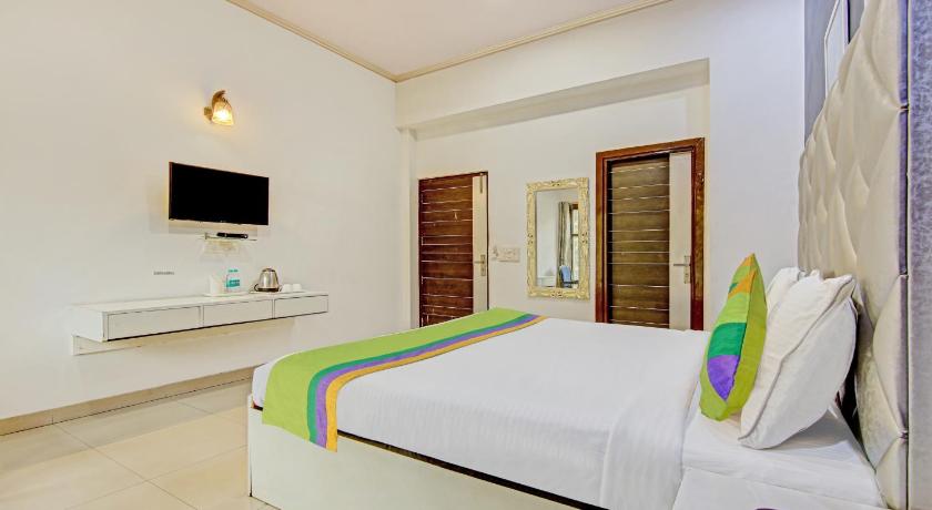 Capital O Noida Homestay 36