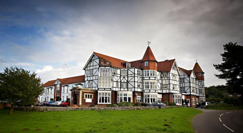 Links Country Park Hotel