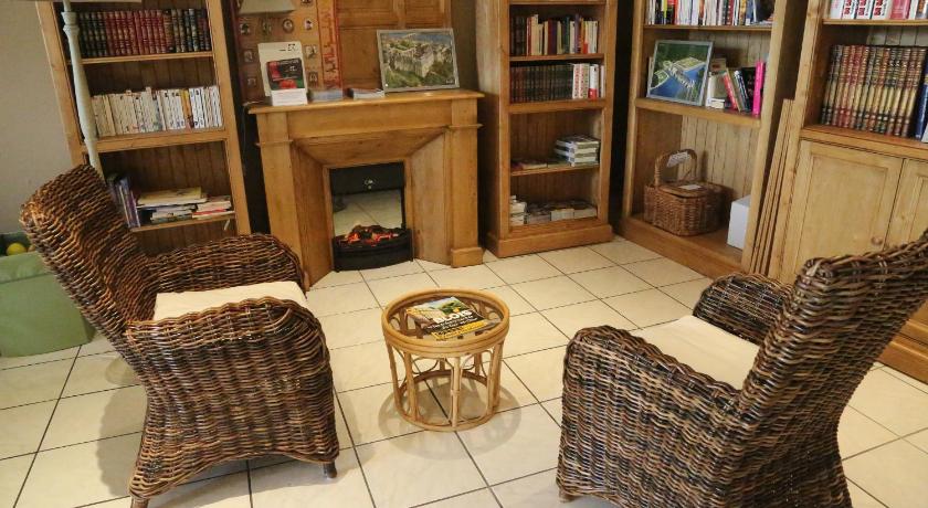 Cit'Hotel Logis Louise de Savoie photo