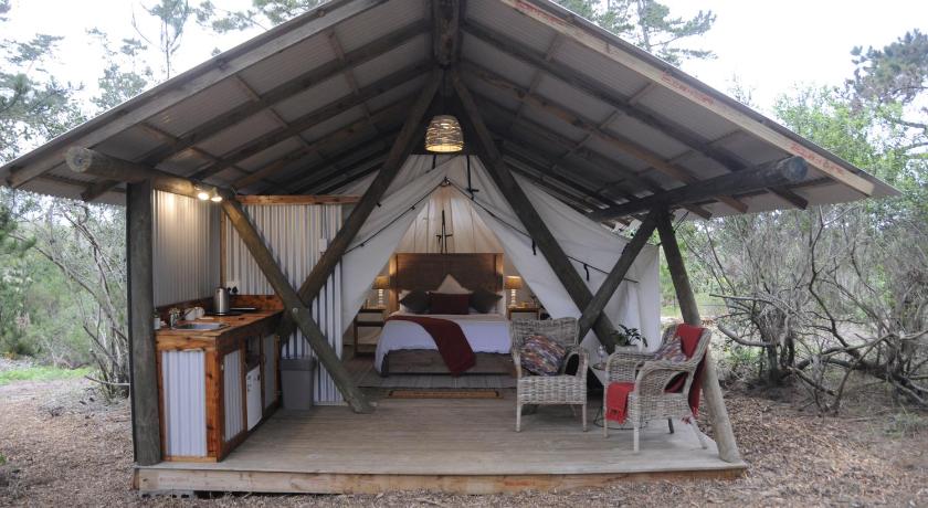 Heritage Glamping, Woodlands tent — Hotel in Sedgefield