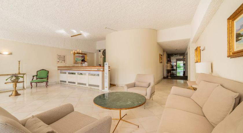 Carvoeiro Hotel photo