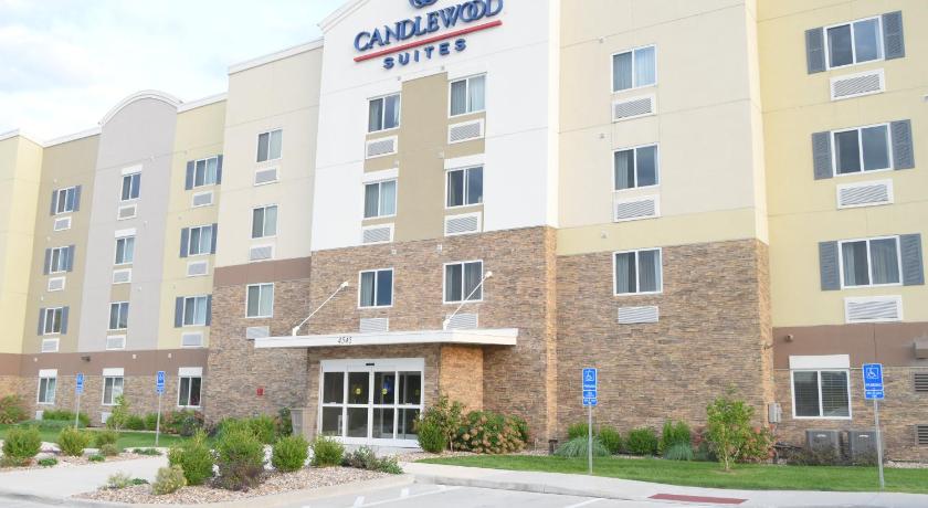 Candlewood Suites : Kansas City - Independence — Hotel in Independence (MO)