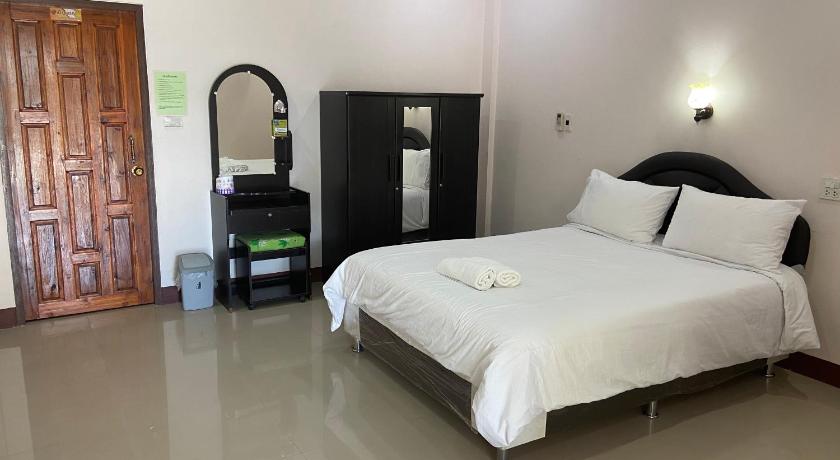 โกลเด้น — Hotel in Nan