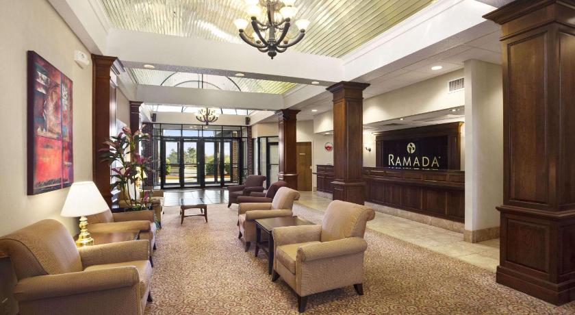Ramada by Wyndham Batesville photo