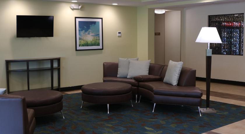 Candlewood Suites Goodlettsville - Nashville photo