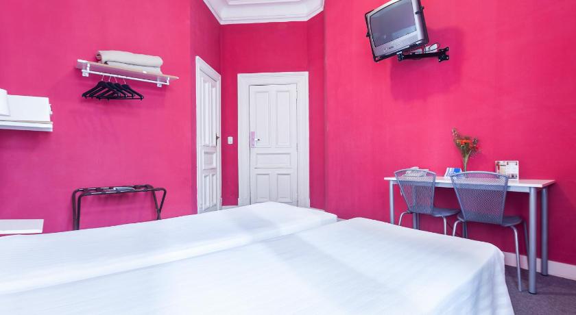 Image of Double or Twin Room 6