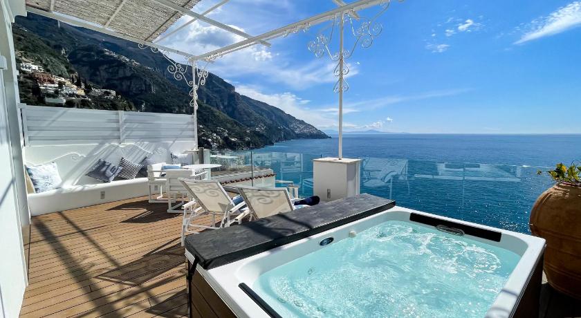 Hotel Montemare photo