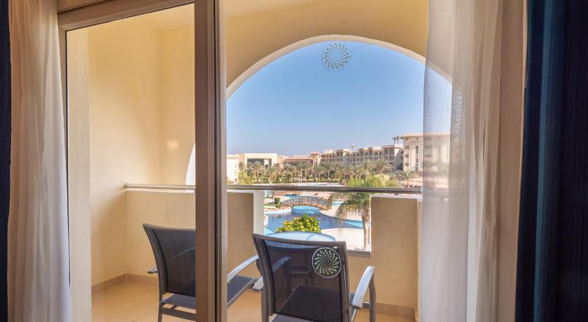 Image of Premium Room Side Pool View 11