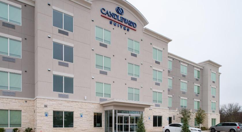 Candlewood Suites Austin Airport