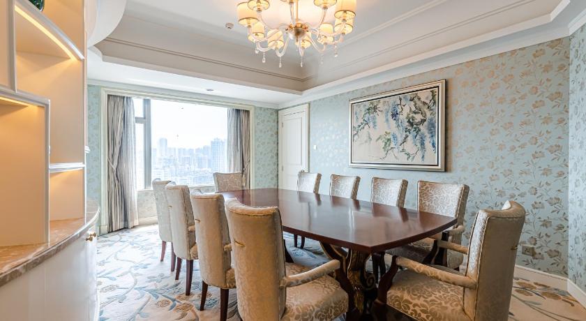 Image of Presidential Suite 7