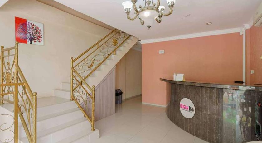 Queen Inn Batam RedPartner photo