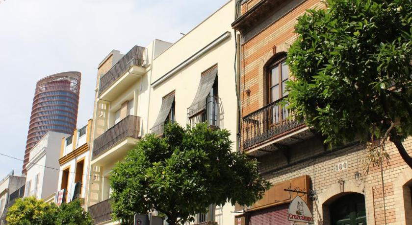 ALOJAMIENTO EN SEVILLA-TRIANA photo