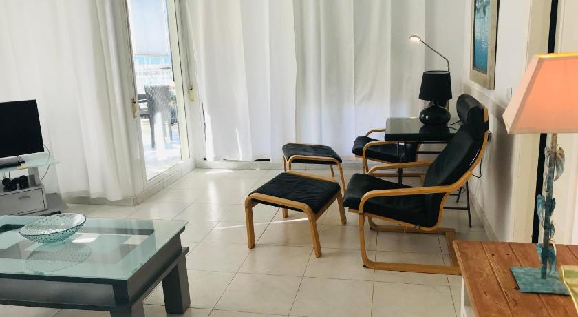EDIFICIO CLUB NAUTICO photo