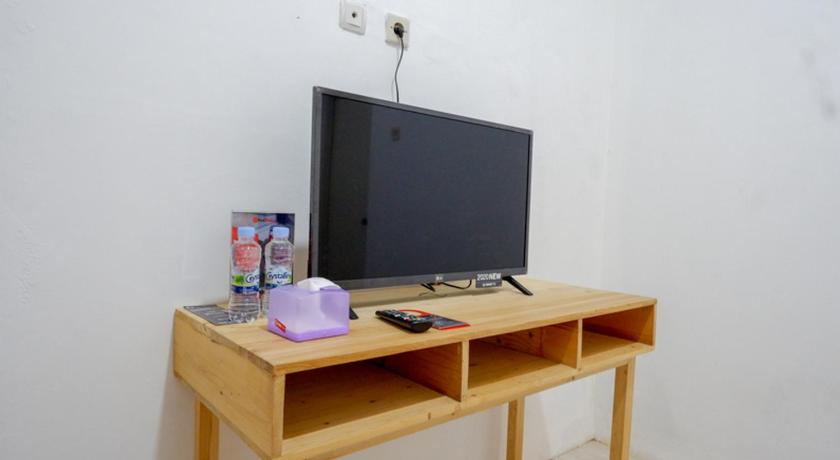 RedDoorz @ Demangan Sari Residence