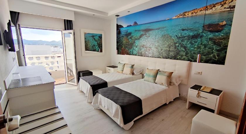 Hotel Vedra photo