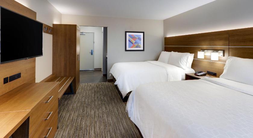 Holiday Inn Express & Suites Middletown - Goshen