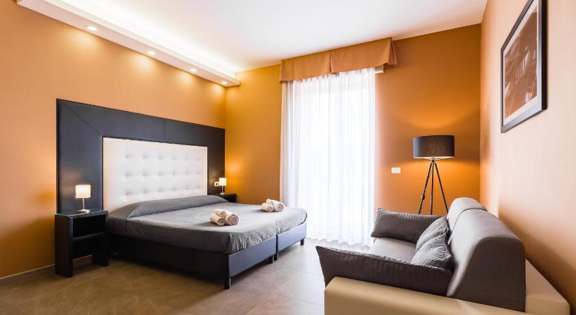 BH Napoli Railway — Hotel in Naples