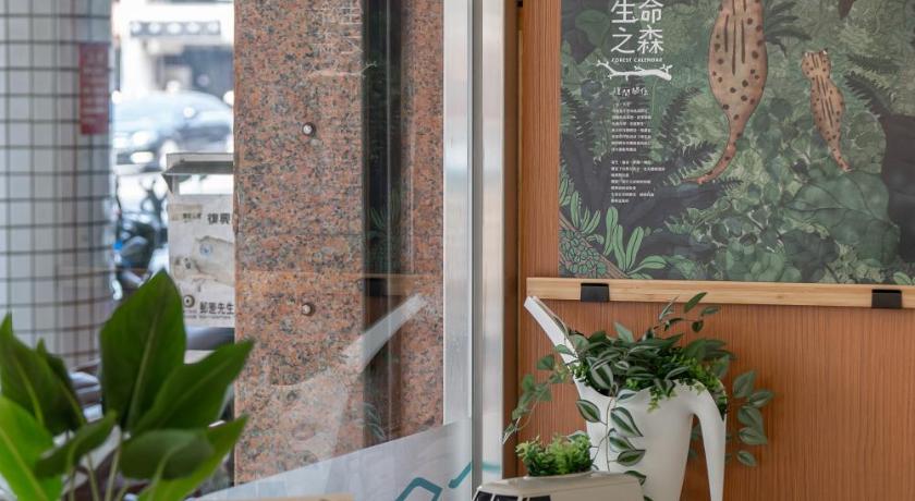 HiRiver Hotel - image 15