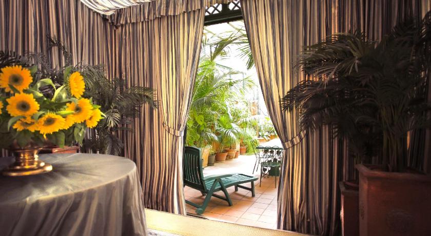 Image of Presidential Suite 8