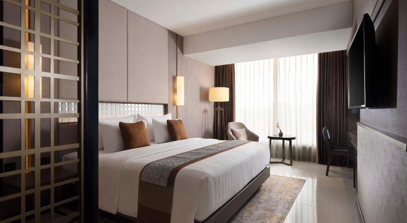 Image of Deluxe King Room 1