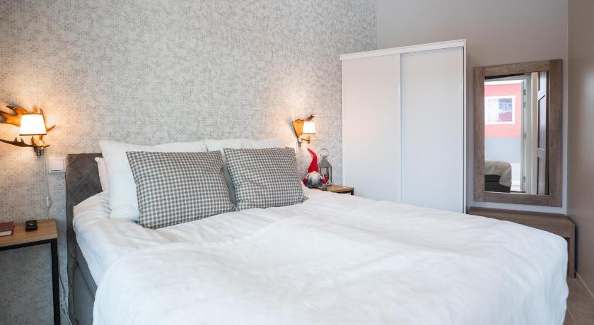 Image of Standard Suite with Sauna 12