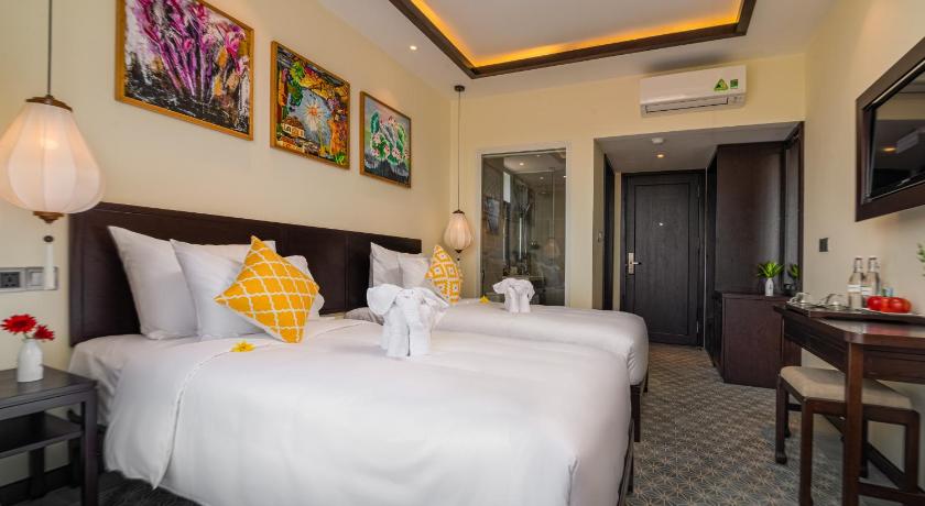 Hoi An Merrily De Art Hotel photo
