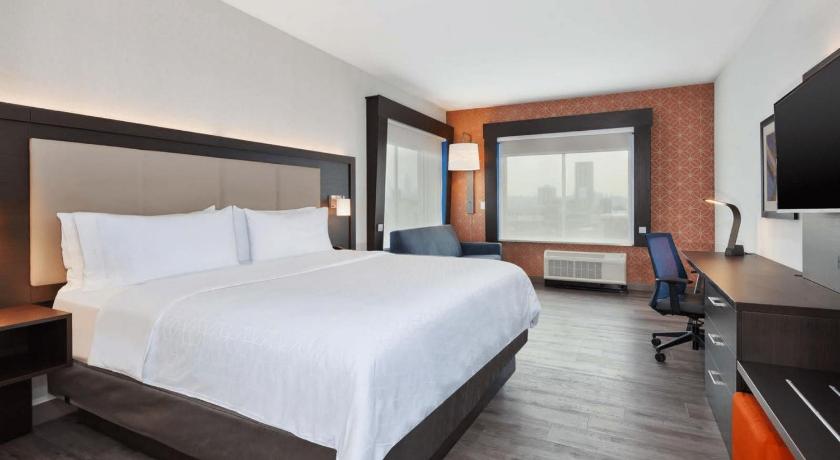Holiday Inn Express And Suites Jersey City - Holland Tunnel