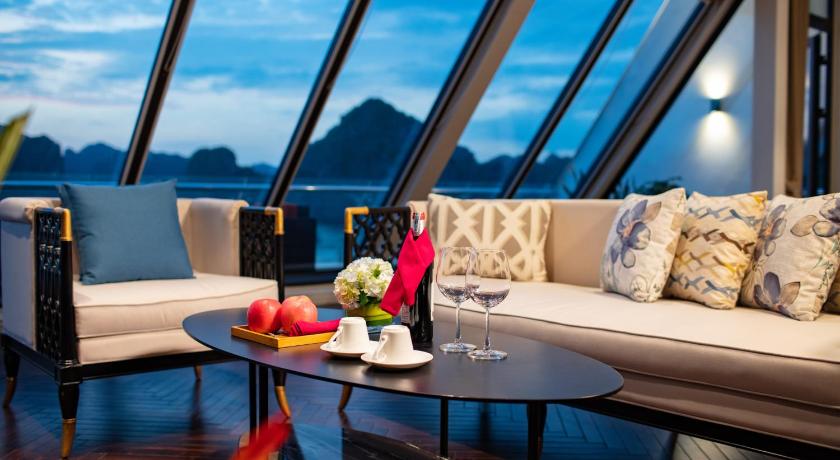 Hanoi Center Silk Hotel – Hanoi, NY