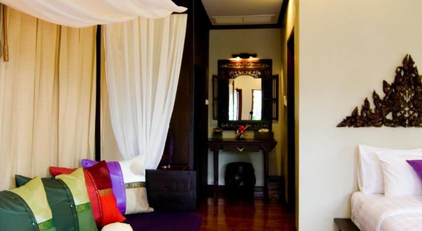 Image of Deluxe Jacuzzi Villa 0
