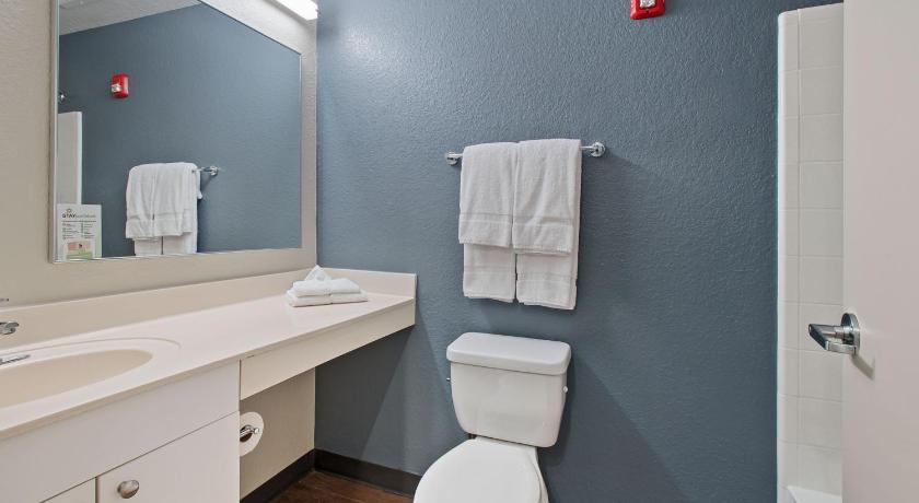 Extended Stay America Suites - Miami - Airport - Blue Lagoon