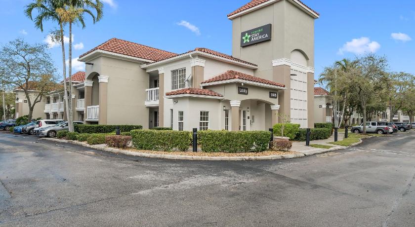 Extended Stay America Suites - Miami - Airport - Blue Lagoon