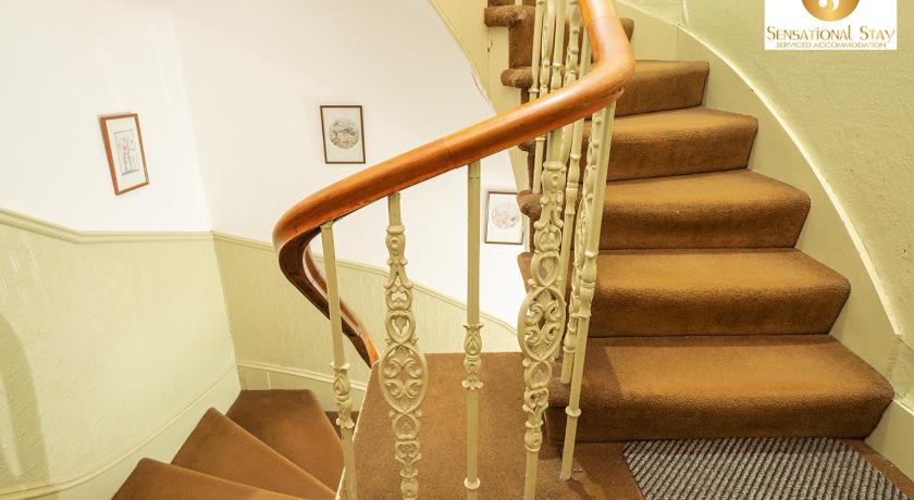 2 Bedroom Apt at Sensational Stay Serviced Accommodation Aberdeen - Clifton Road photo
