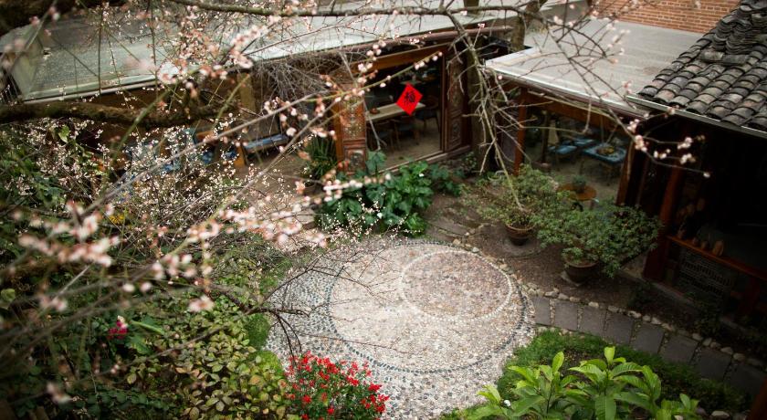 Fairyland Boutique Cottage photo