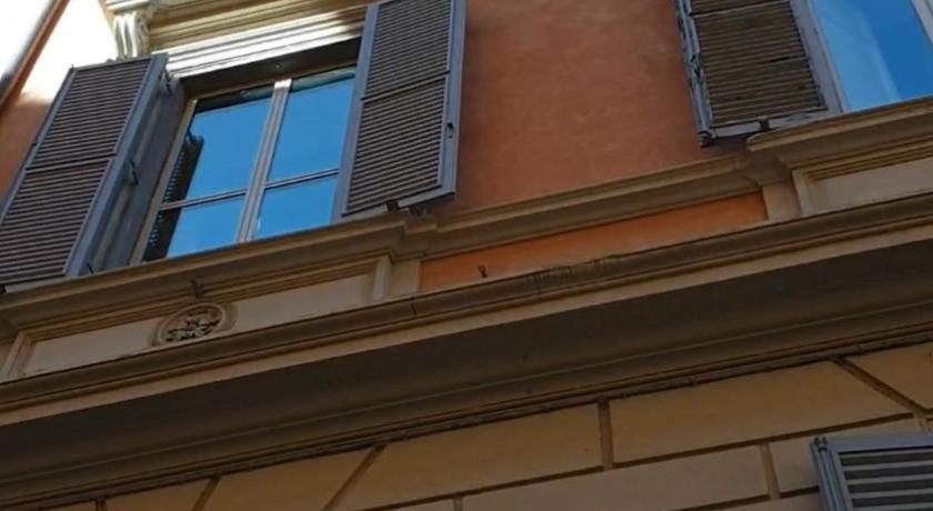 Rome Minerva Pantheon Suites 4-Star Guesthouse room