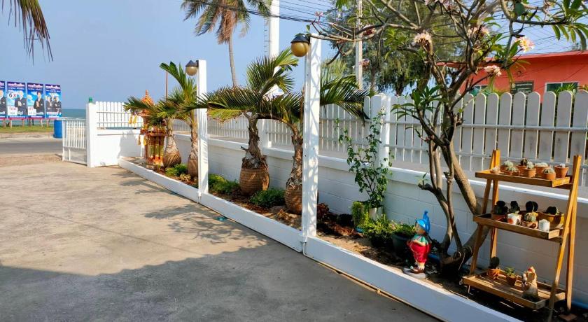 华欣 / 七岩 Pran sea & sun 2 3星级 单人房 泳池