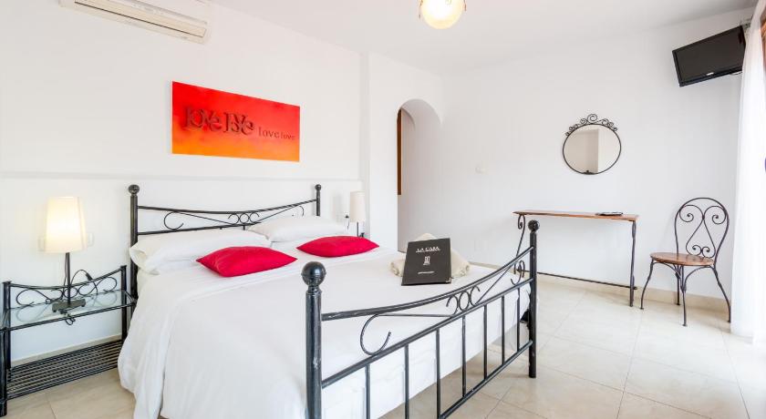 Hotel La Casa photo