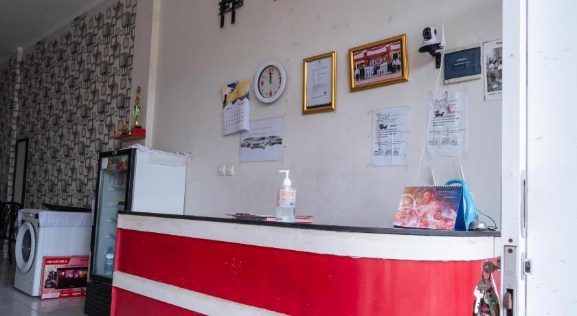 77 Guest House Serpong Mitra RedDoorz – Tangerang, ID
