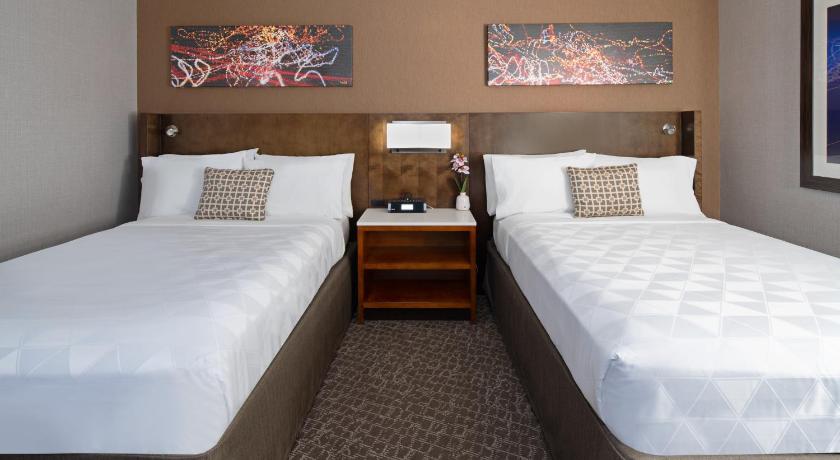 Immagine di 2 Double Beds Standard Communication Accessible 3
