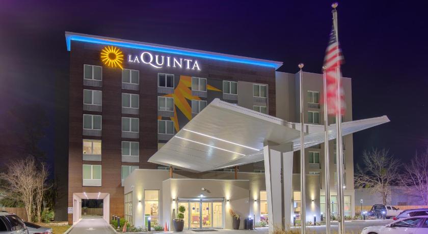 La Quinta Inn & Suites by Wyndham Mobile