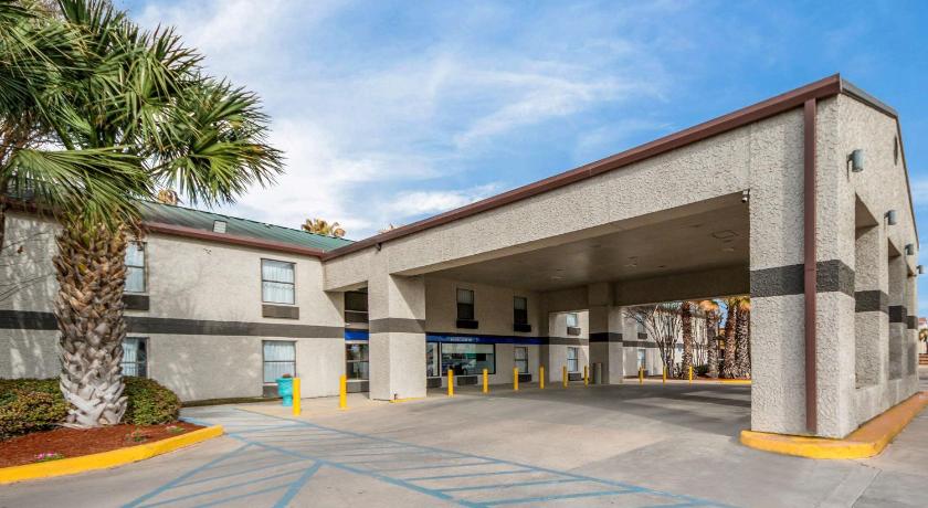 Studio 6 Laredo, Tx - North I-35 — Hotel in Laredo (TX)