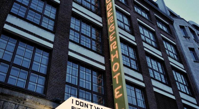 ベルリン Michelberger Hotel ホテル 施設