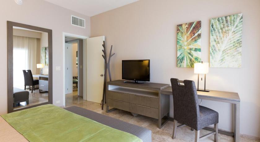 Image of Deluxe Two Bedroom Master Suite 7
