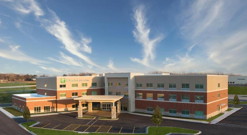 Holiday Inn Express and Suites Lockport