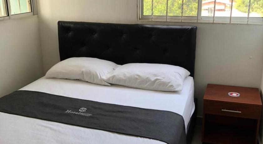 Hotel Aeromar Central photo