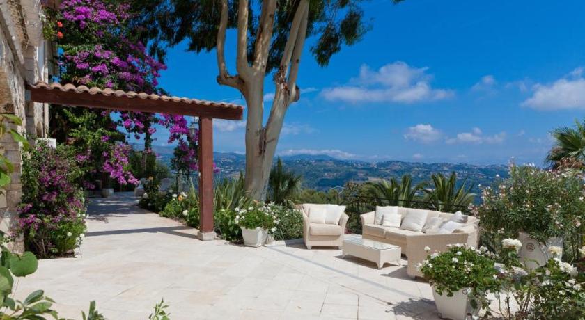 Villa Gloria photo