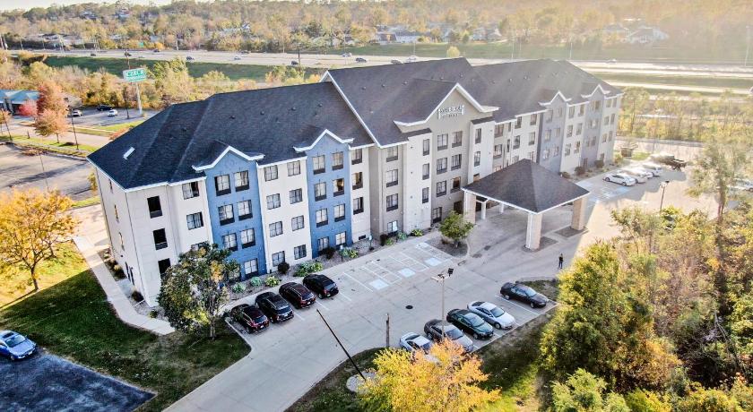 Staybridge Suites Cedar Rapids North photo
